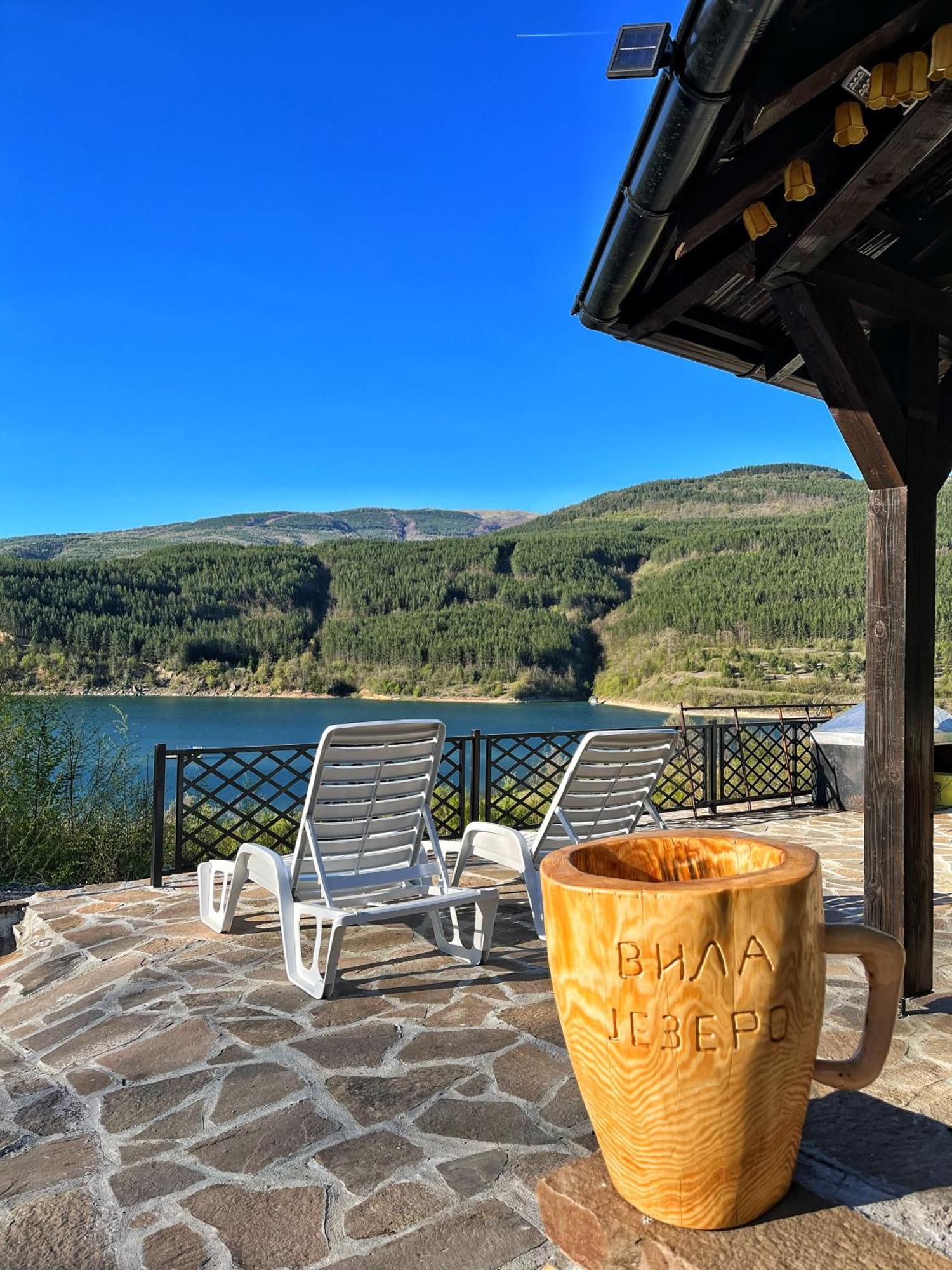Zavojsko Jezero - Vila Jezero Pirot Luaran gambar